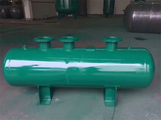 1679991473376569.jpeg 黄冈黄冈黄冈蒸汽分气缸1.jpeg
